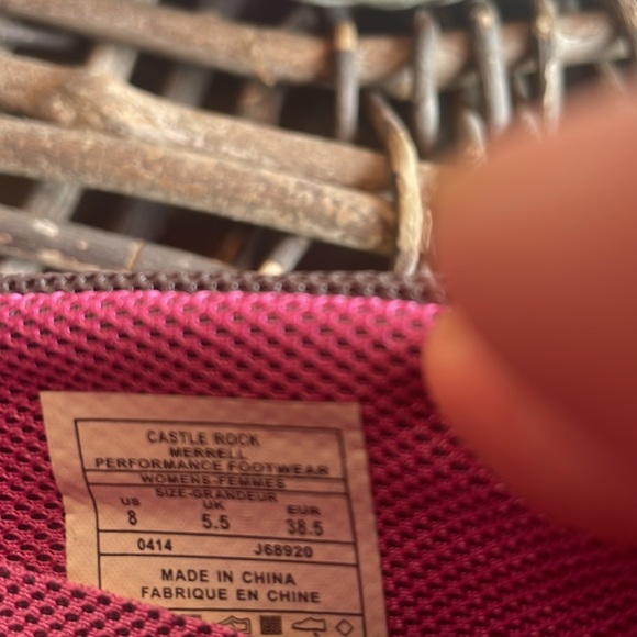 💕MERRELL Castle Rock shoes Women’s size 8 Performance footwear. - Picture 8 of 8